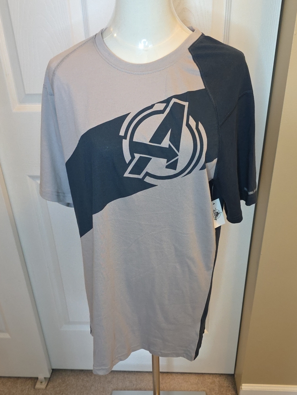 NWT Marvel Avengers Campus Two-Tone Gray and Blue Short Sleeve Tee
